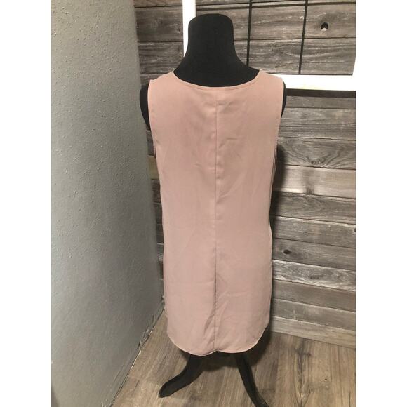 Worthington women's beige sleeveless V neck blouse size small - Picture 2 of 4